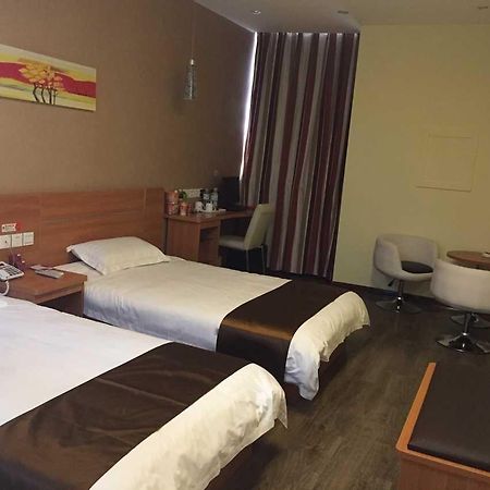 Thank Inn Chain Hotel Jiangsu Xuzhou Jiawang Century Square Exteriör bild